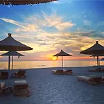 Melia Grove 325 شقة *