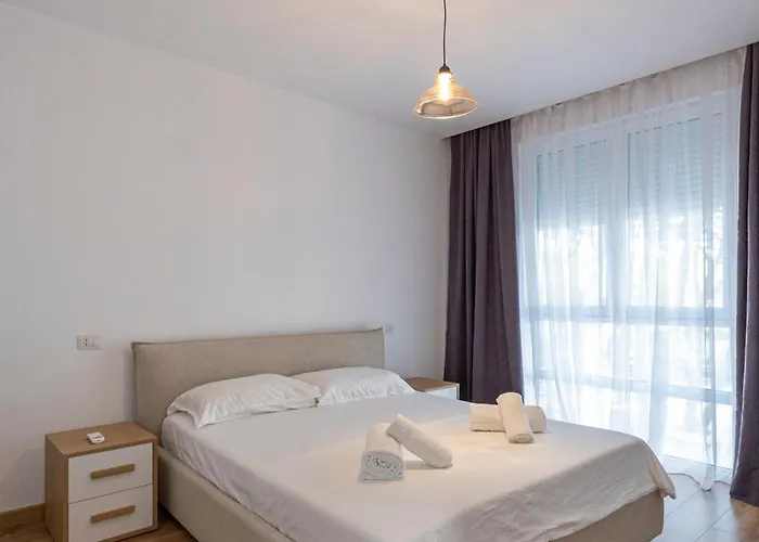 Melia Grove 325 Apartament