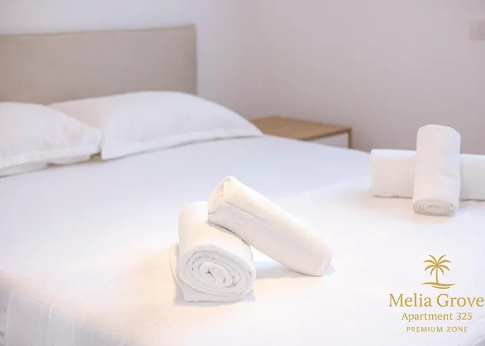 Διαμέρισμα Melia Grove 325 *